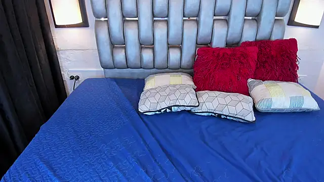 Madison Copers online show from May 7, 11:52 pm
