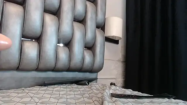 Madison Copers online show from April 16, 8:31 pm