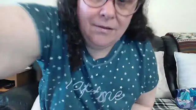 Snapshot of Juicy_Julie469 chatting on October 7, 9:16 pm Juicy Julie469 online show from October 7, 9:16 pm