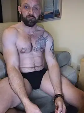 Snapshot of Andrewjames8391 chatting on November 2, 4:56 pm Andrewjames8391 online show from November 2, 4:56 pm