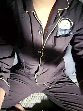 111owo111 online show from October 21, 3:33 pm