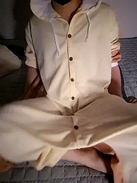 111owo111 online show from March 1, 3:01 pm