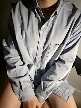 111owo111 online show from October 28, 1:54 pm