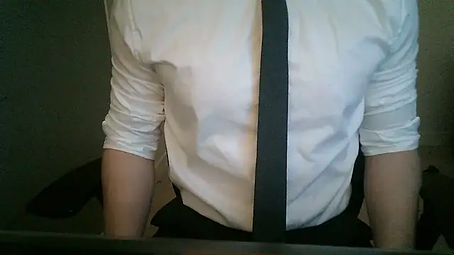 111owo111 online show from April 14, 1:16 pm