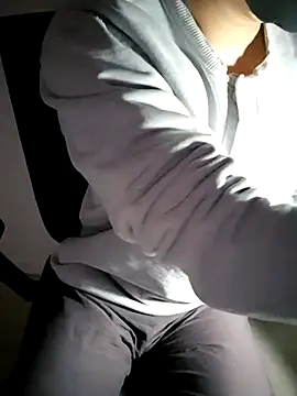 111owo111 online show from October 27, 1:01 pm