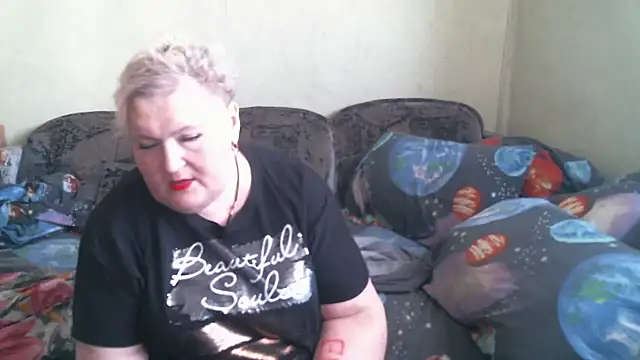 Snapshot of Lana555 chatting on July 13, 9:08 am Lana555 online show from July 13, 9:08 am