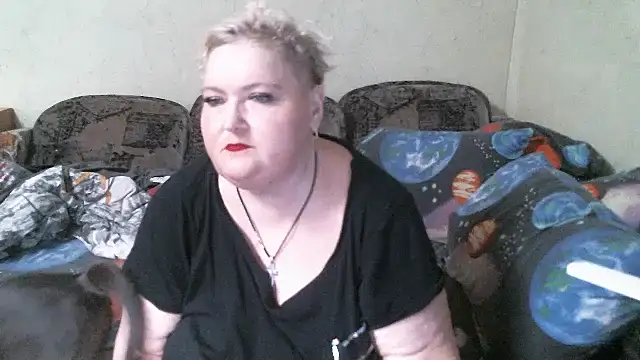 Snapshot of Lana555 chatting on July 8, 7:47 pm Lana555 online show from July 8, 7:47 pm