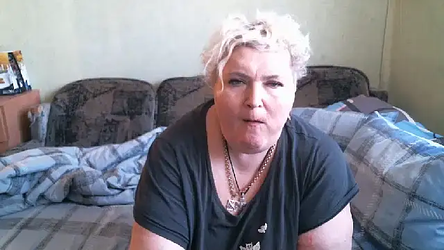 Snapshot of Lana555 chatting on September 12, 12:38 pm Lana555 online show from September 12, 12:38 pm