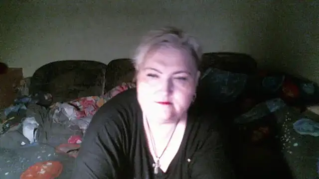 Snapshot of Lana555 chatting on July 15, 11:12 pm Lana555 online show from July 15, 11:12 pm