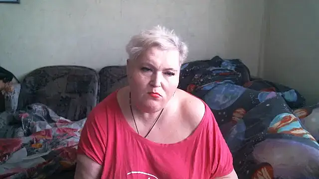 Snapshot of Lana555 chatting on June 20, 10:42 am Lana555 online show from June 20, 10:42 am