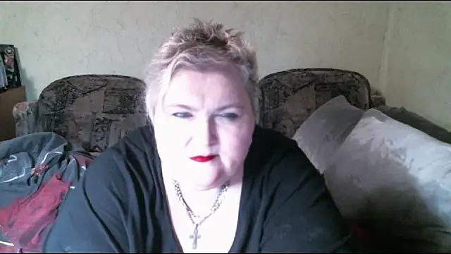 Snapshot of Lana555 chatting on March 17, 8:40 pm Lana555 online show from March 17, 8:40 pm