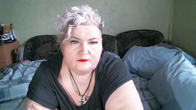 Snapshot of Lana555 chatting on September 18, 5:54 am Lana555 online show from September 18, 5:54 am