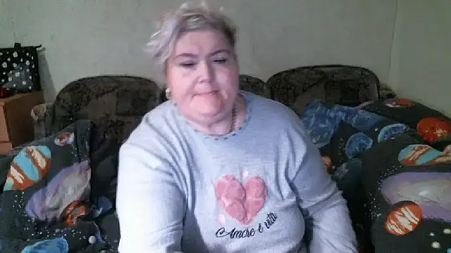 Snapshot of Lana555 chatting on October 3, 6:20 pm Lana555 online show from October 3, 6:20 pm