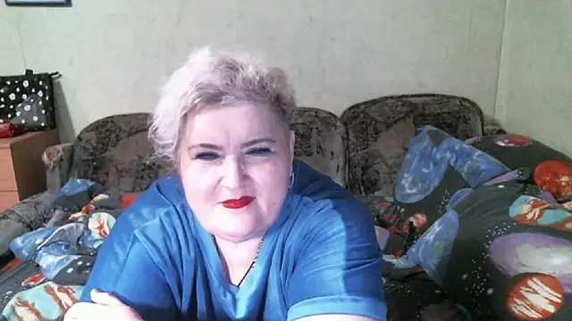 Snapshot of Lana555 chatting on October 4, 7:04 pm Lana555 online show from October 4, 7:04 pm