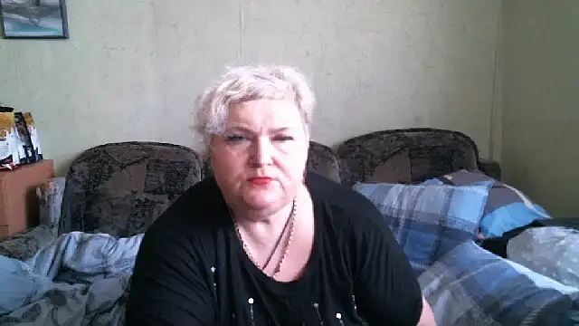 Snapshot of Lana555 chatting on September 9, 11:41 am Lana555 online show from September 9, 11:41 am