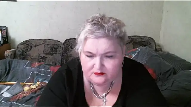 Snapshot of Lana555 chatting on March 15, 8:32 pm Lana555 online show from March 15, 8:32 pm