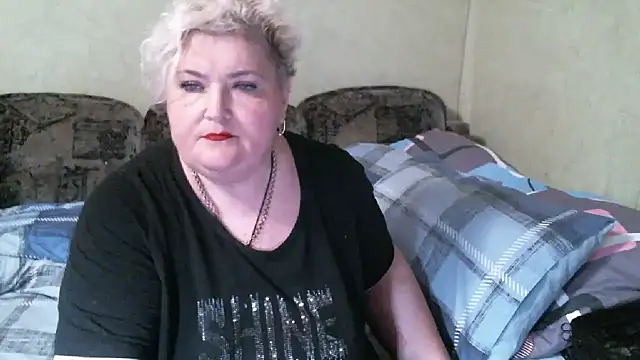 Snapshot of Lana555 chatting on September 13, 11:05 pm Lana555 online show from September 13, 11:05 pm