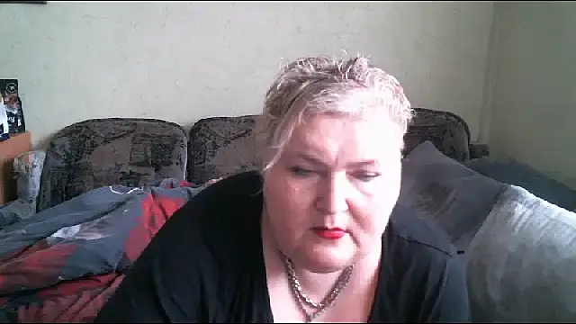 Snapshot of Lana555 chatting on March 16, 10:22 am Lana555 online show from March 16, 10:22 am