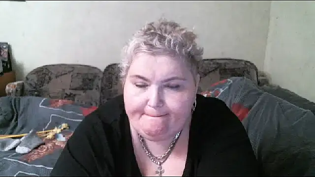 Snapshot of Lana555 chatting on March 15, 5:26 pm Lana555 online show from March 15, 5:26 pm