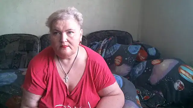Snapshot of Lana555 chatting on June 12, 10:46 am Lana555 online show from June 12, 10:46 am