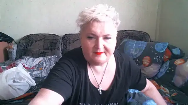 Snapshot of Lana555 chatting on June 21, 10:54 am Lana555 online show from June 21, 10:54 am