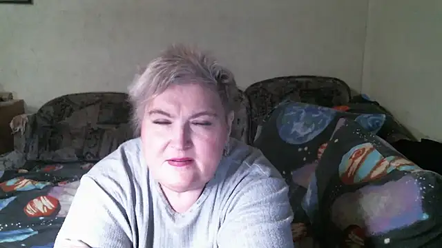 Lana555 online show from April 15, 8:20 pm