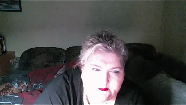 Snapshot of Lana555 chatting on March 20, 11:02 pm Lana555 online show from March 20, 11:02 pm