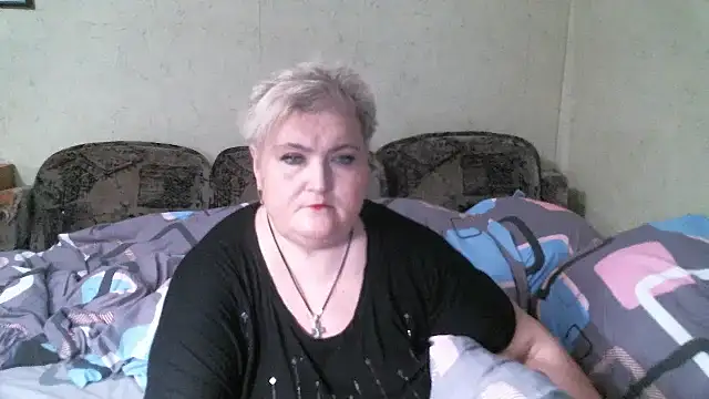 Snapshot of Lana555 chatting on July 17, 8:06 pm Lana555 online show from July 17, 8:06 pm