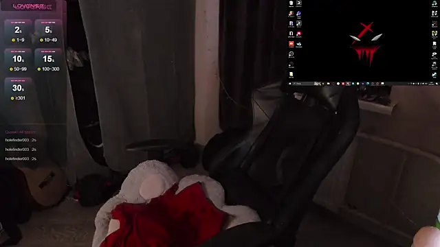 Snapshot of Melante chatting on October 20, 1:40 am Melante online show from October 20, 1:40 am