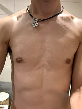 Snapshot of winds1069 chatting on November 16, 7:57 am winds1069 online show from November 16, 7:57 am