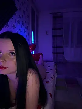 Snapshot of Mihadttraf chatting on February 19, 8:50 pm Mihadttraf online show from February 19, 8:50 pm