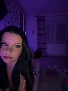 Snapshot of Mihadttraf chatting on March 6, 8:59 pm Mihadttraf online show from March 6, 8:59 pm