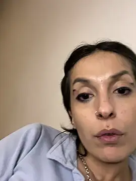 Piggiteablacktea online show from February 15, 4:13 am