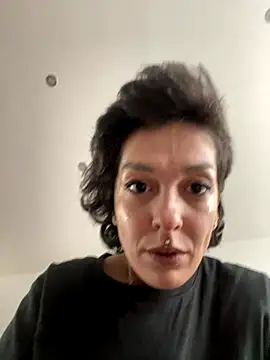 Snapshot of Piggiteablacktea chatting on October 25, 7:51 am Piggiteablacktea online show from October 25, 7:51 am