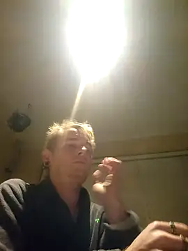 piercingpik online show from October 28, 9:36 pm