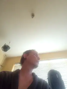 piercingpik online show from April 19, 4:41 pm