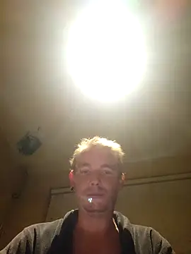 piercingpik online show from September 27, 9:10 pm