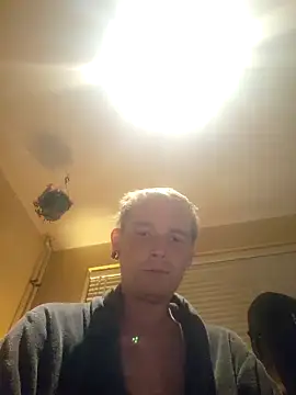 piercingpik online show from April 21, 10:27 pm