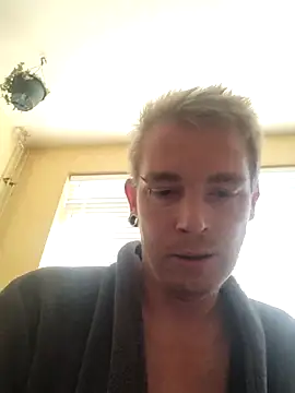 piercingpik online show from September 28, 9:16 am