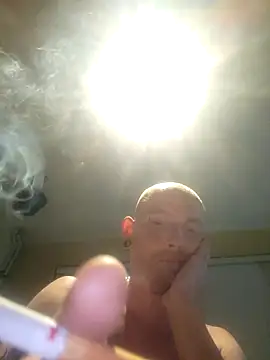 piercingpik online show from May 24, 8:20 pm
