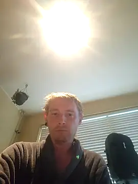 piercingpik online show from May 17, 4:29 pm