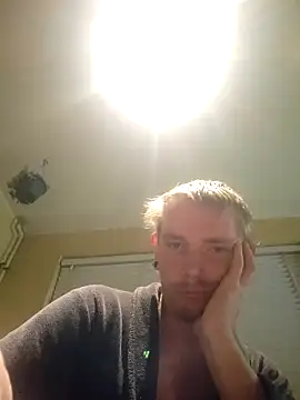 piercingpik online show from October 18, 5:37 pm