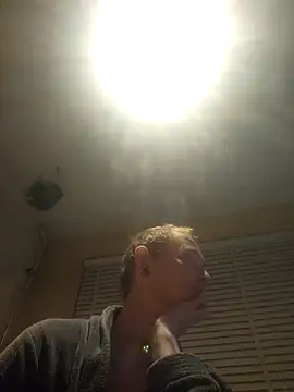 piercingpik online show from March 7, 10:37 pm