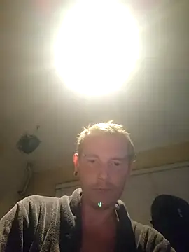 piercingpik online show from April 10, 1:12 am