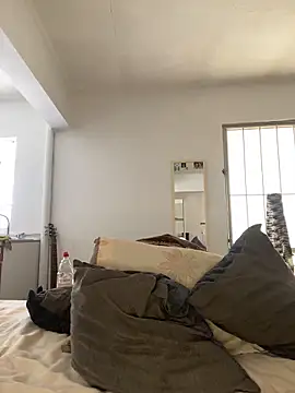 Lucy YupiSweet online show from December 19, 8:11 pm