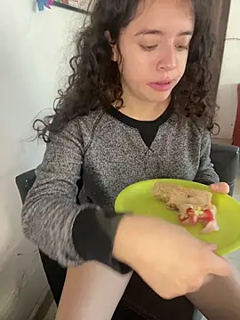 Lucy YupiSweet online show from November 27, 3:45 pm