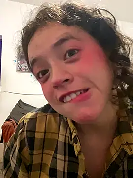 Lucy YupiSweet online show from October 31, 7:38 am