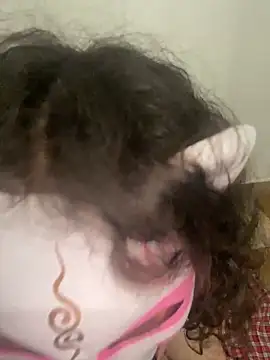 Snapshot of Lucy_YupiSweet chatting on February 18, 6:55 am Lucy YupiSweet online show from February 18, 6:55 am