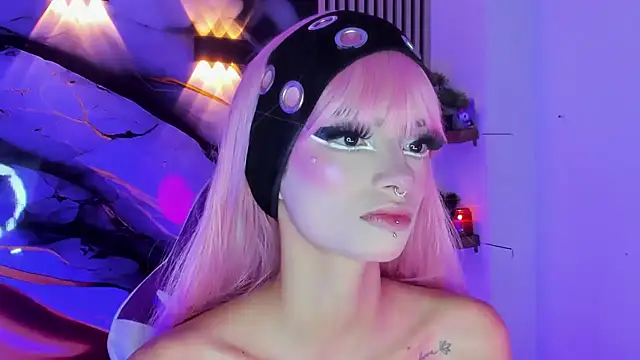 chloe jacksonn online show from July 2, 9:32 pm