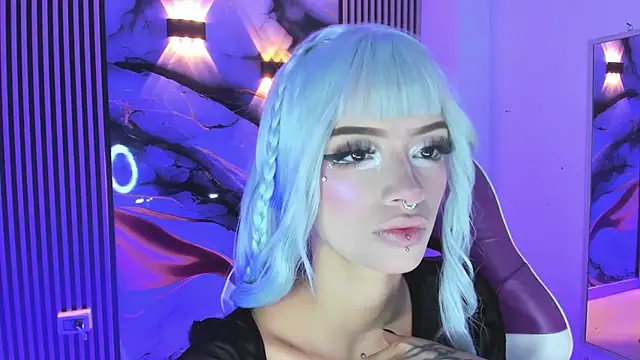 chloe jacksonn online show from June 24, 6:17 pm